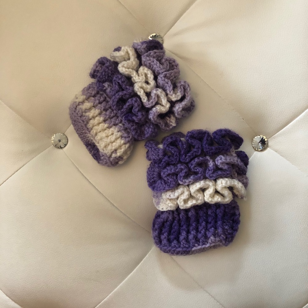 Crochet items - Picture 3 of 8